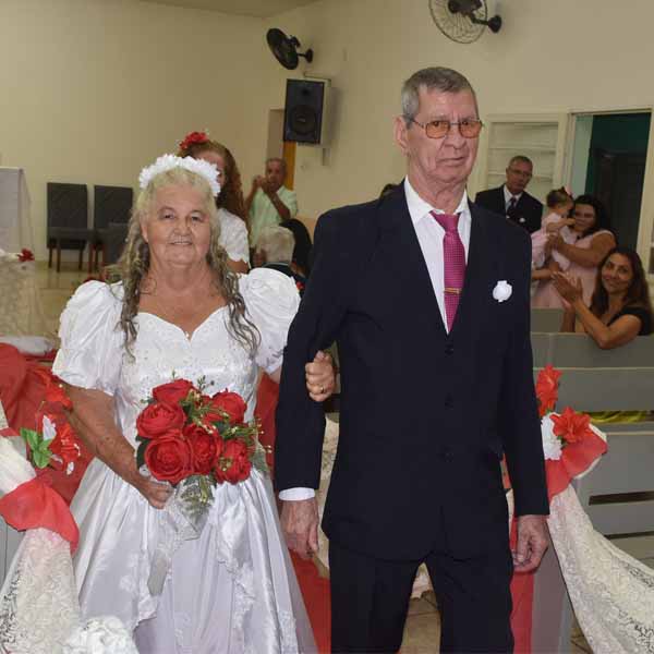 Jorge Gomes e Geralda Ferreira comemoram 50 anos de casamento