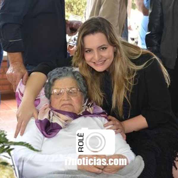 RETROSPECTIVA - 28/07/2014 - Dona Irma Wirgues comemora seus 89 anos com festa