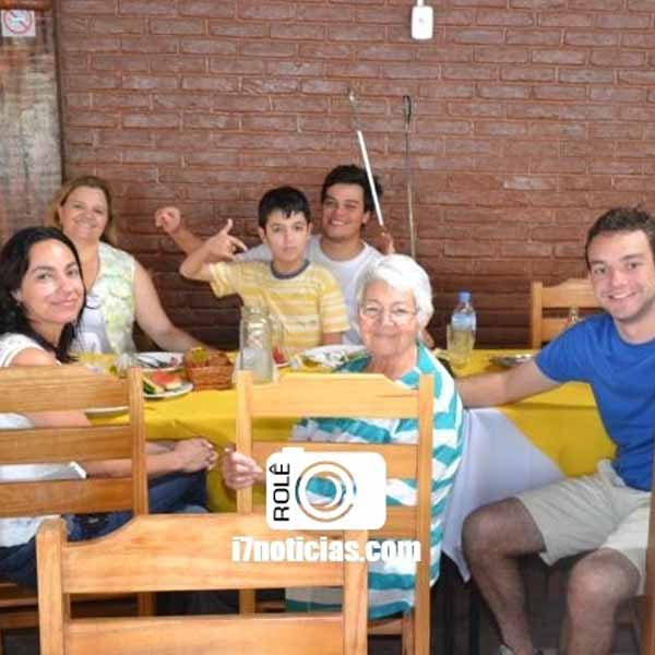 RETROSPECTIVA - 07/04/2015 - Almoço de Páscoa no Restaurante O Barracão