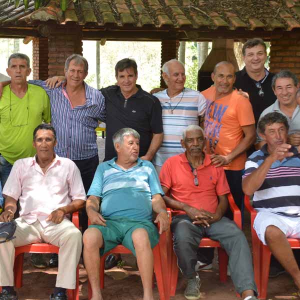 RETROSPECTIVA - 19/12/2016 - Ex-jogadores do E.C.Paraguaçuense realizam confraternização da AABB