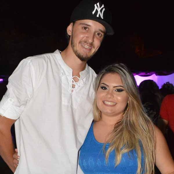 RETROSPECTIVA - 26/12/2016 - Natália Munhoz e Fabiano Serrano ficam noivos