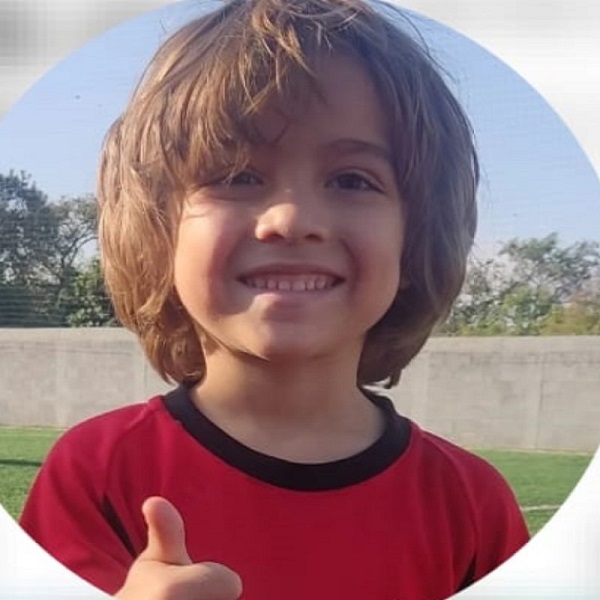 Menino assisense de 6 anos é convidado para avaliação no futsal do Palmeiras